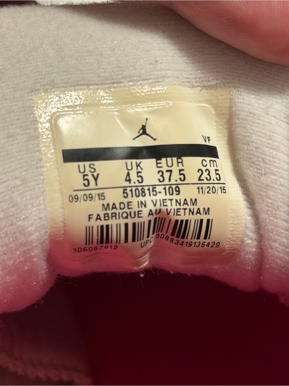 Air Jordan 12 ‘Vivid Pink’ Women's High-Top Sneakers in White & Pink - Picture 7 of 7
